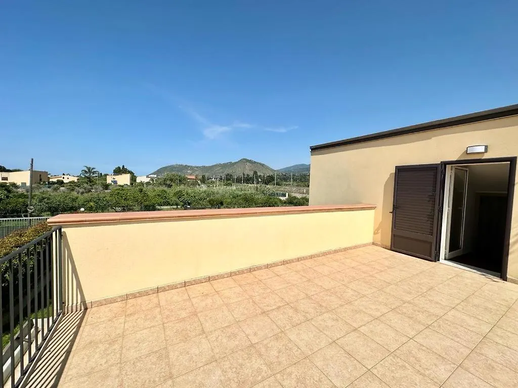 Sophy'S Villa Lascari