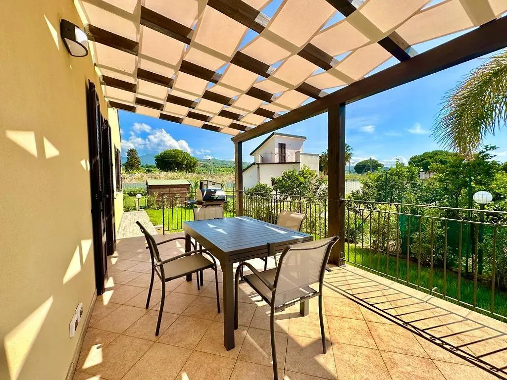 Sophy'S Villa Lascari